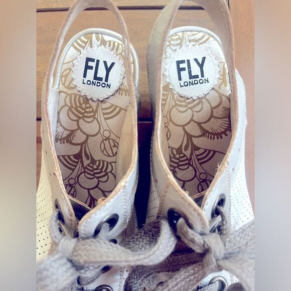 FLY LONDON Stylish Women's Wedge Sandals; Size 37 is US 6.5-7 - Picture 7 of 16